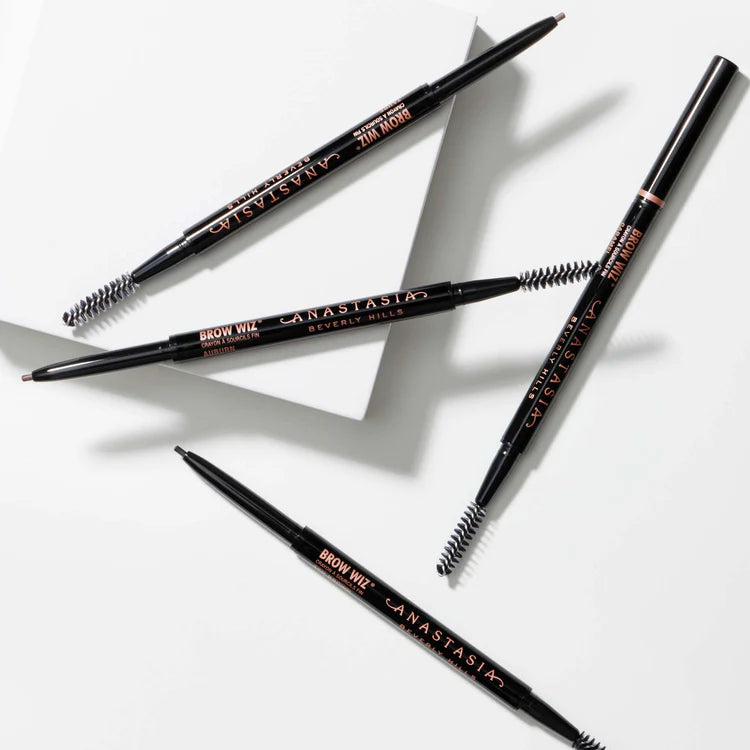 Brow Wiz®: Award-winning pencil for extra-definition and hair-like detail.