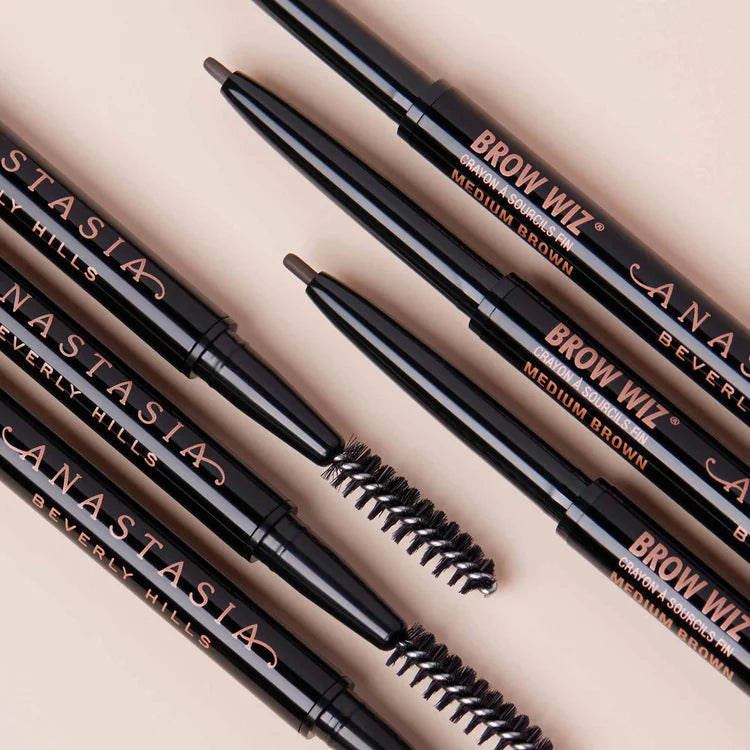 Brow Wiz®: Award-winning pencil for extra-definition and hair-like detail.