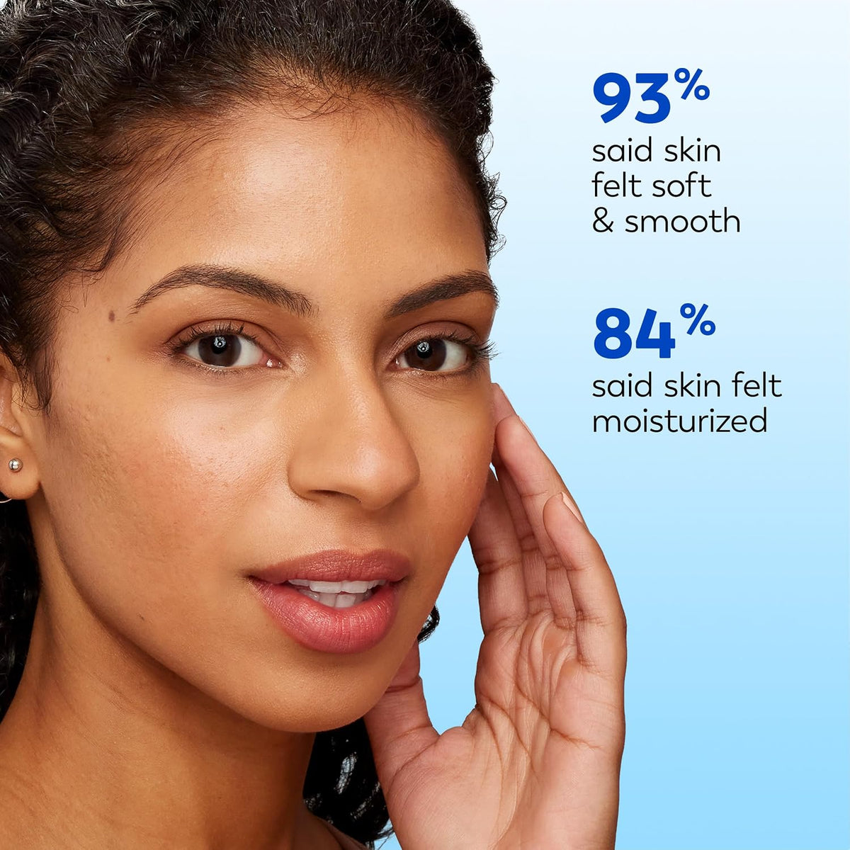 Olay | 5-in-1 Cleansing Cloths Face Wipes Makeup Remover Vitamin E Purifying Fragrance Free — 66 Count