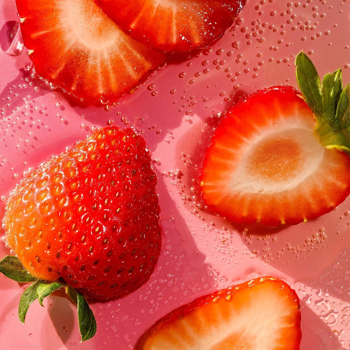 eos | Strawberry Sorbet Organic Lip Balm