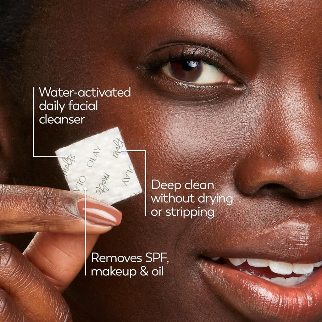 Olay | Cleansing Melts Face Wash Retinol Vitamin C Dissolving Pads — 64 Count