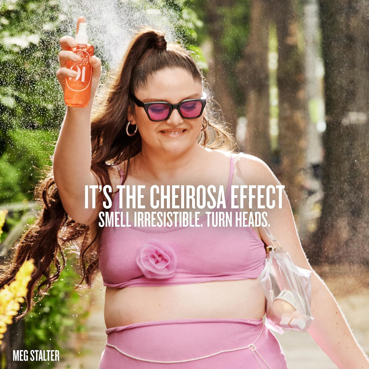 Woman in pink outfit holding a spray bottle with text about the 'Cheirosa Effect' in a forest setting.