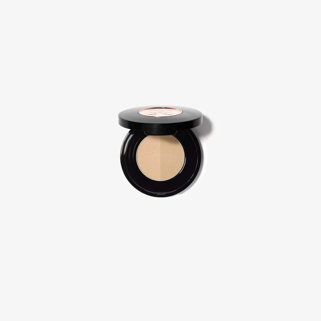 Brow Powder Duo: Dual-shade eyebrow powder to achieve a natural-looking, ombré effect.