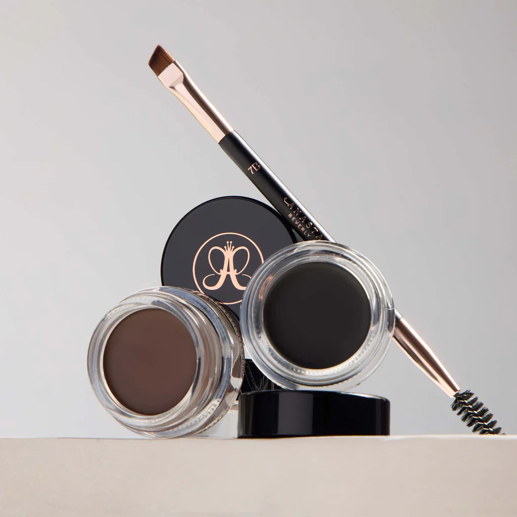 DIPBROW® Pomade: Full-pigment, waterproof eyebrow pomade to fill and detail brows.