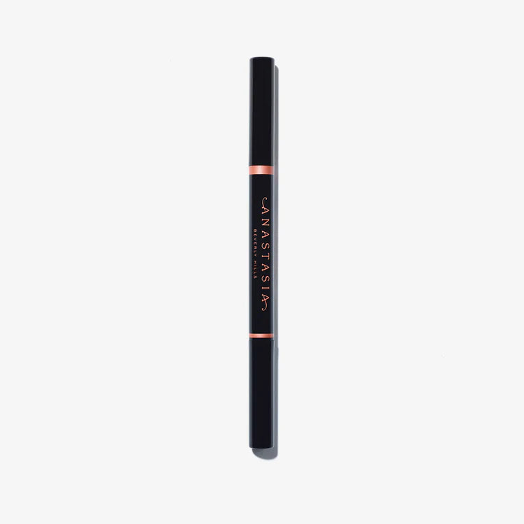Brow Definer: All-in-one triangular-tipped eyebrow pencil