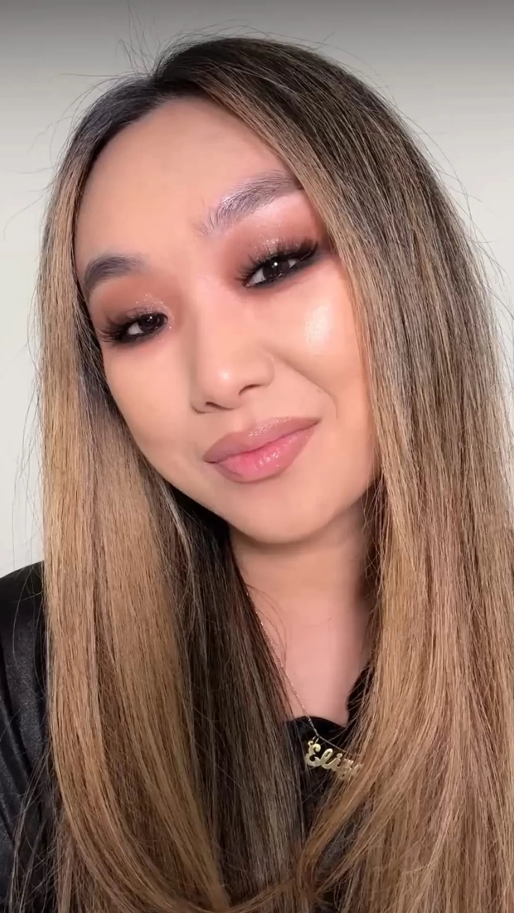 MAC cosmetics - Studio Radiance Skin Tint Stick