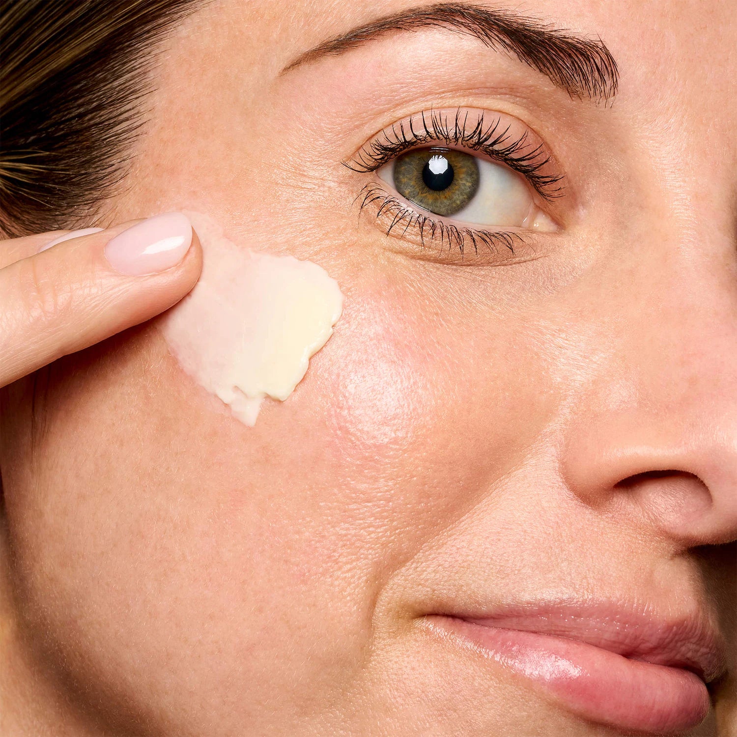 Vitamin Enriched Face Base Moisturizer & Primer with Vitamin C + Hyaluronic Acid