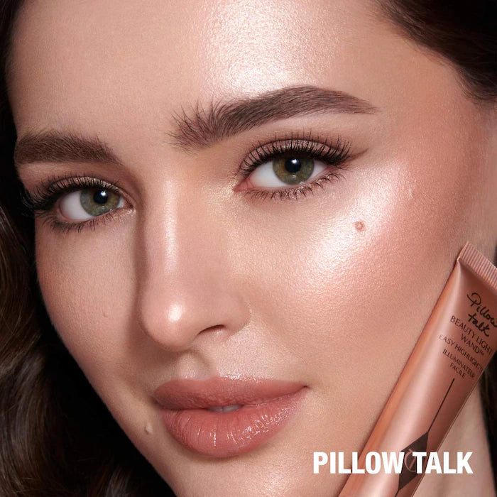Beauty Highlighter Wand by Charlotte Tilbury