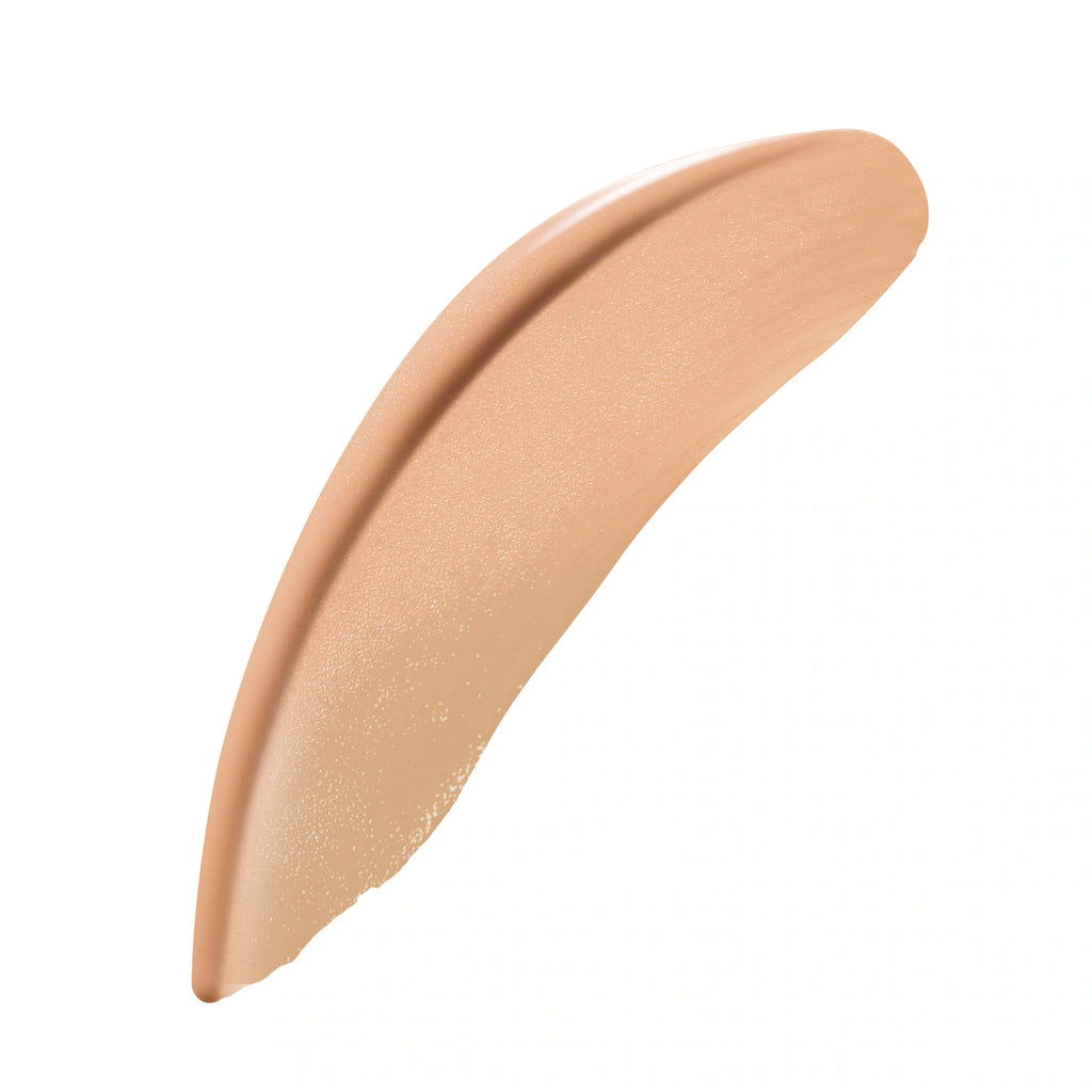 Armani Beauty 
Luminous Silk Hydrating Face and Under-Eye Concealer