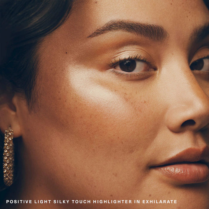 Positive Light Silky Touch Highlighter - Rare Beauty by Selena Gomez