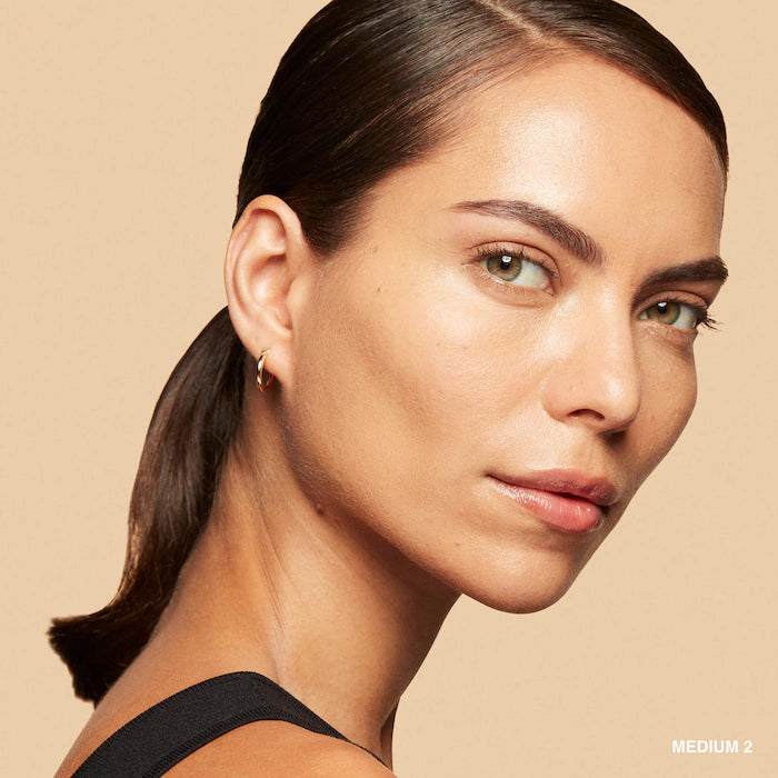 Bobbi Brown - Vitamin Enriched Hydrating Skin Tint SPF 15 with Hyaluronic Acid