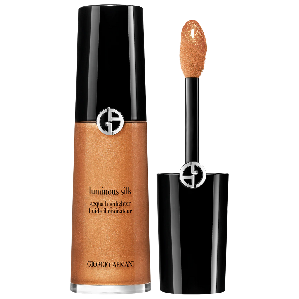 Giorgio Armani luminous silk highlighter with applicator on a white background