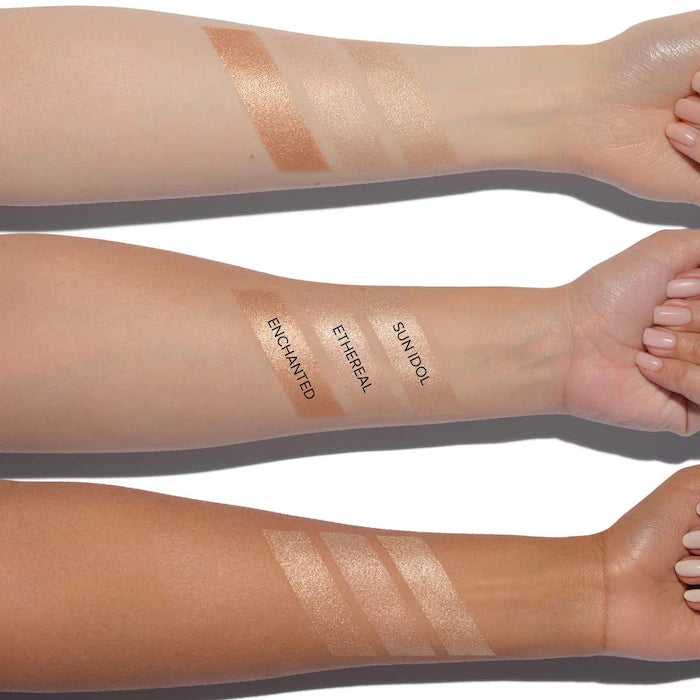 Glow Seeker Champagne Gold Powder Highlighter by Anastasia Beverly Hills