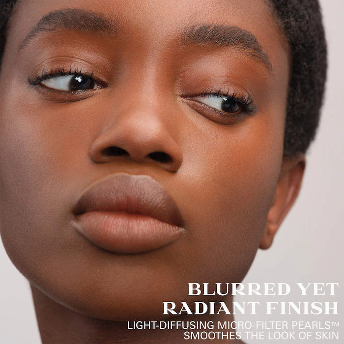 Prada - Micro-Correcting Blurring Concealer with Peptides